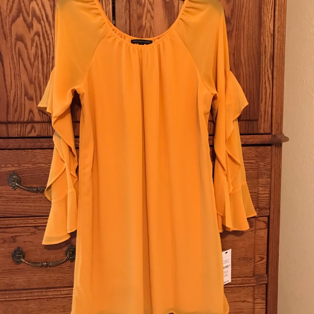 Ladies Signature Studio Dress